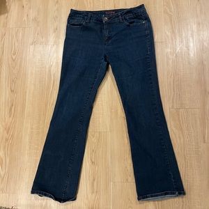 Retro Tommy Hilfiger boot cut jeans